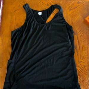 Neleus racetrack tank/yoga